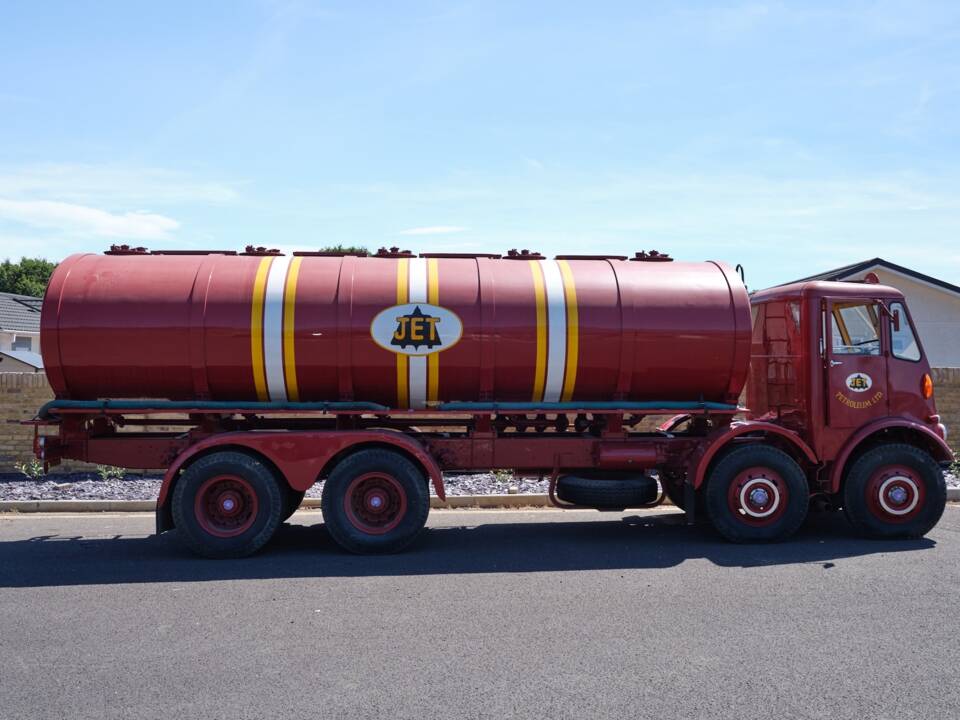 Bild 2/42 von AEC Mammoth Major Tanker (1954)