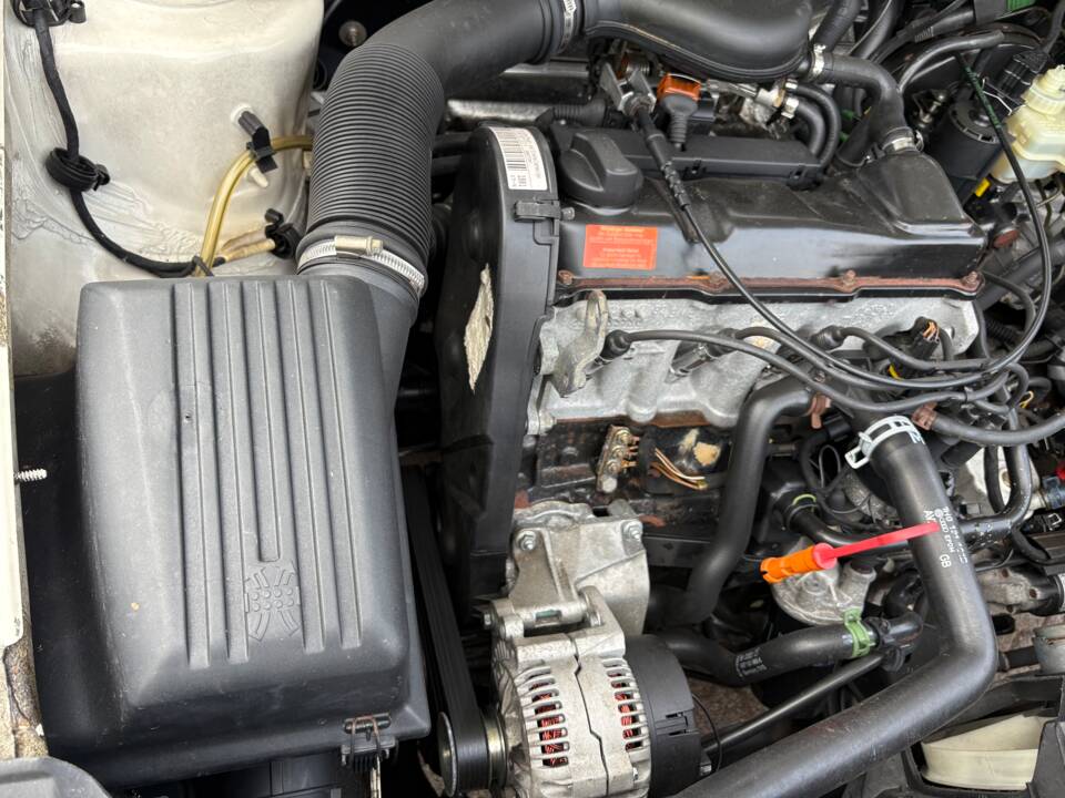 Immagine 7/26 di Volkswagen Golf III 1.8 (1993)