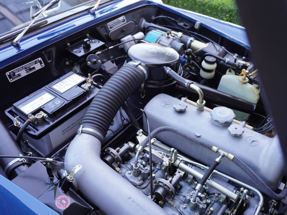 Immagine 38/50 di Mercedes-Benz 190 SL (1960)