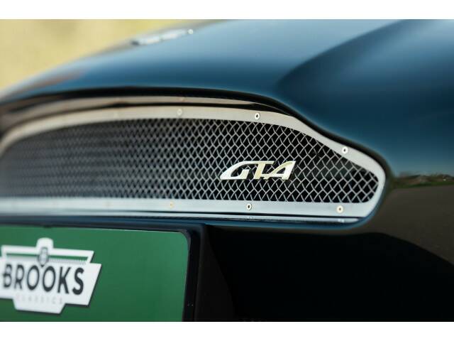 Image 30/43 of Aston Martin DB 7 GTA (2003)