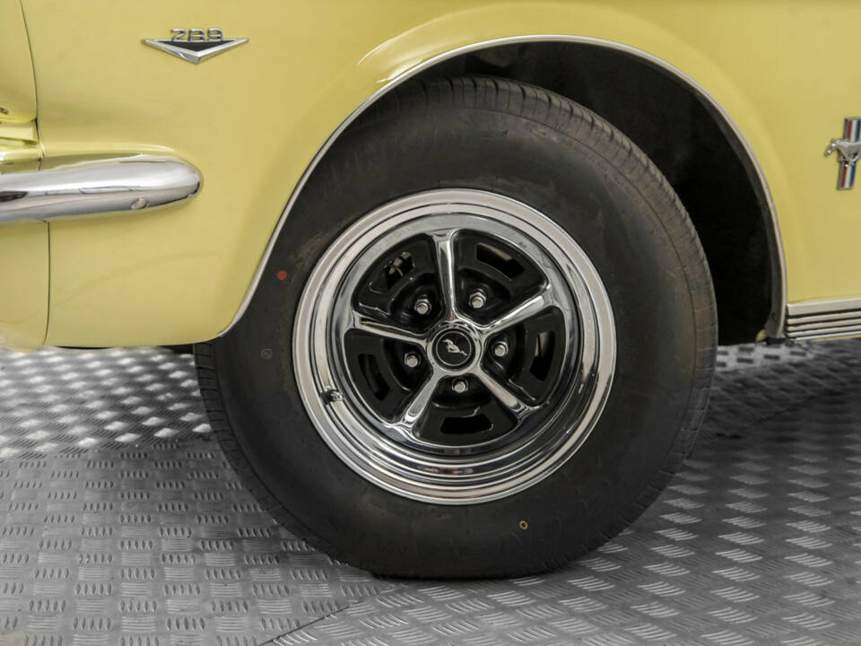 Bild 4/50 von Ford Mustang 289 (1966)