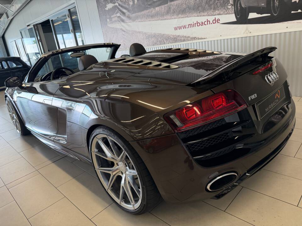 Afbeelding 12/20 van Audi R8 V10 Spyder (2012)