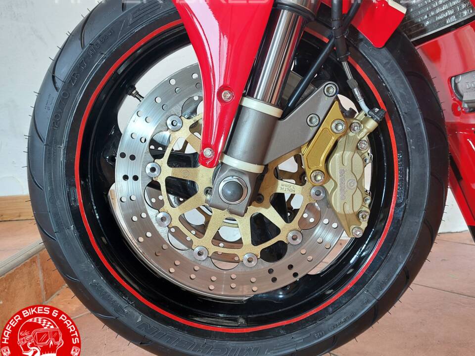 Obraz 28/38 pojazdu Ducati 916 (1998)