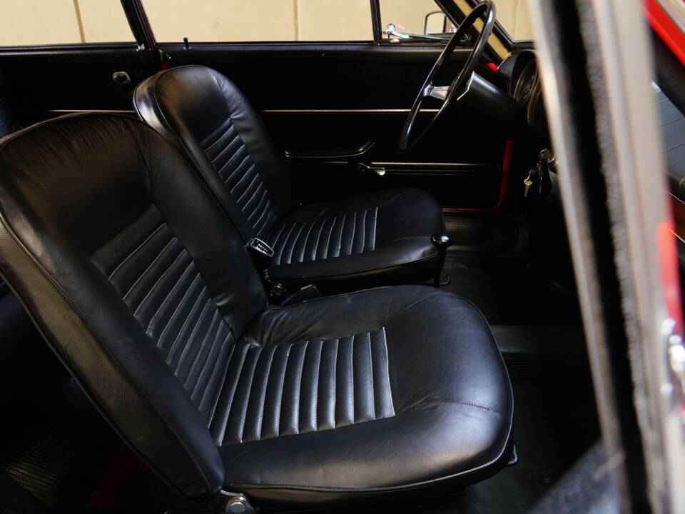 Image 37/94 of FIAT 850 Coupe (1966)