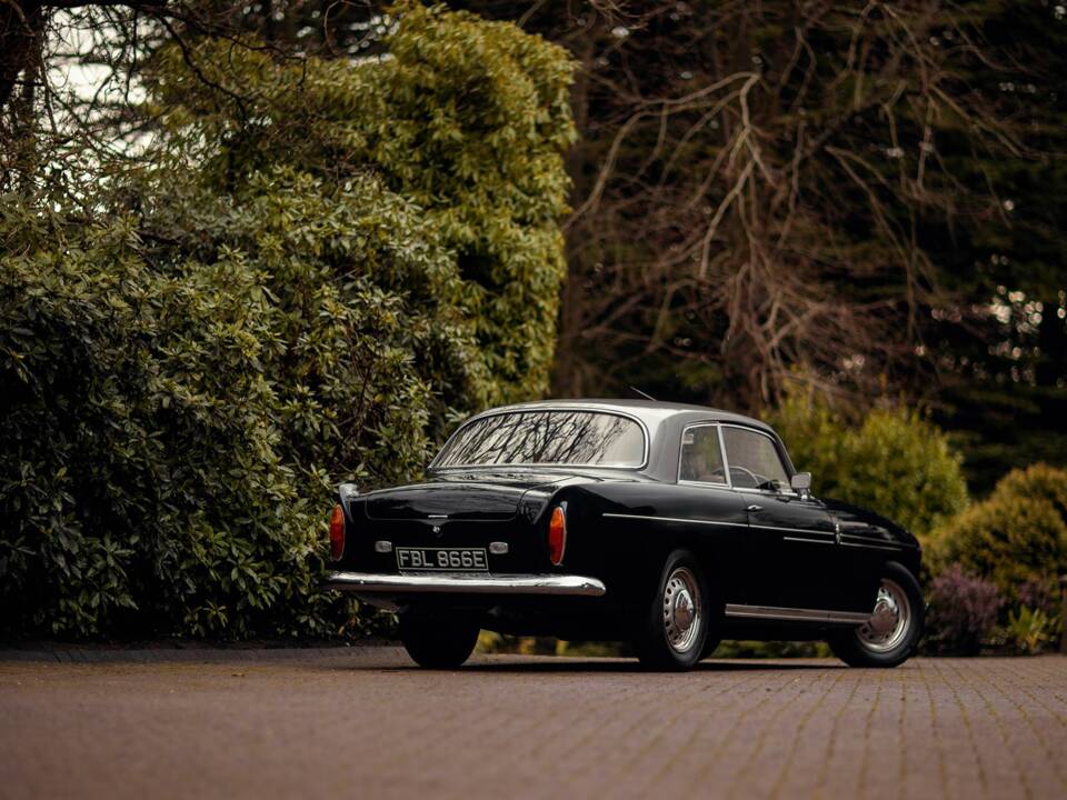 Image 21/50 of Bristol 409 (1967)
