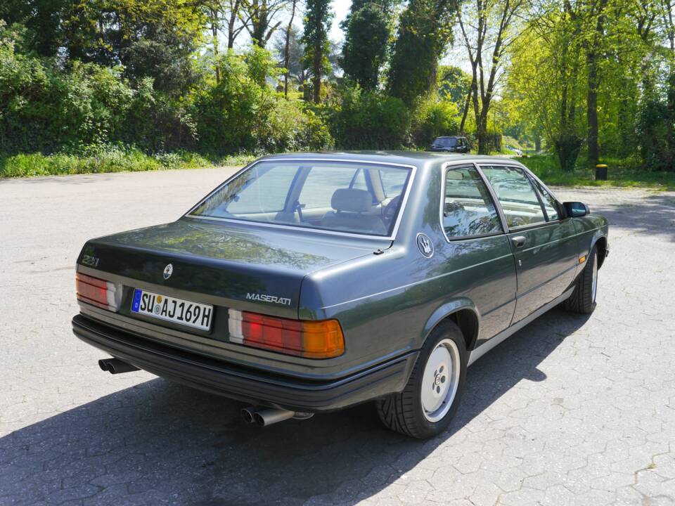 Bild 9/54 von Maserati 228i (1988)