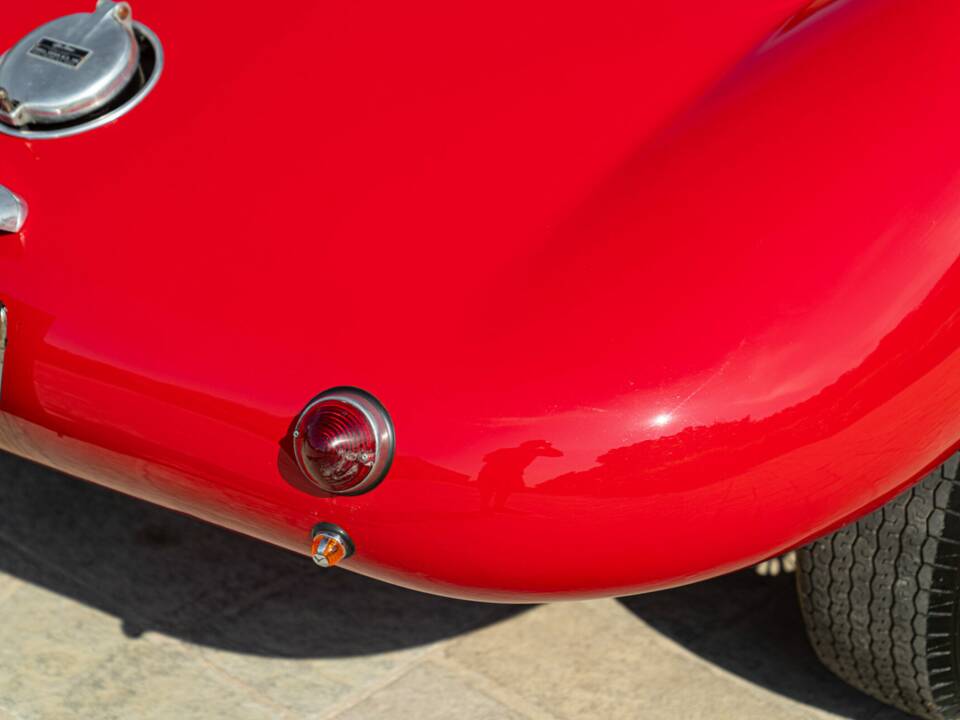 Bild 28/50 von Alfa Romeo 2600 Spider (1964)