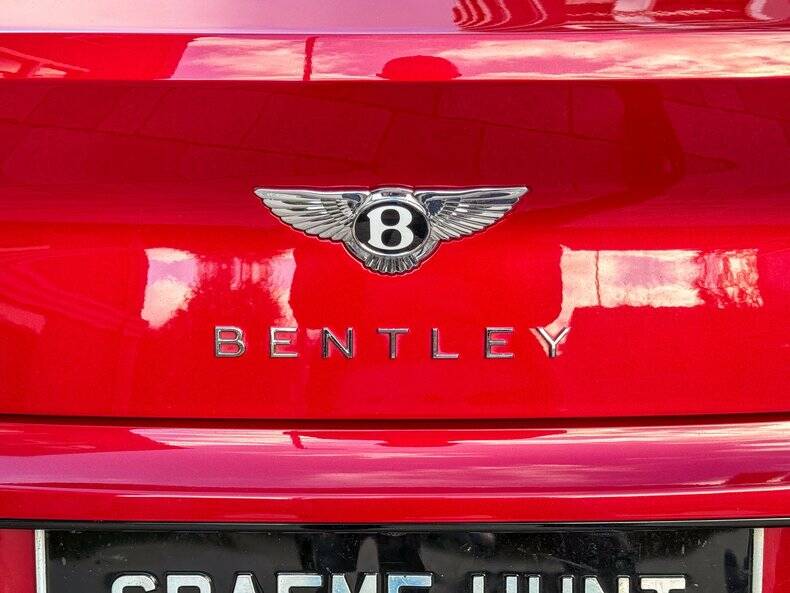 Image 30/44 of Bentley Continental GT V8 (2020)
