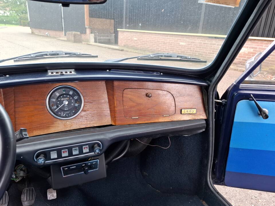 Bild 10/12 von Mini 850 (1977)