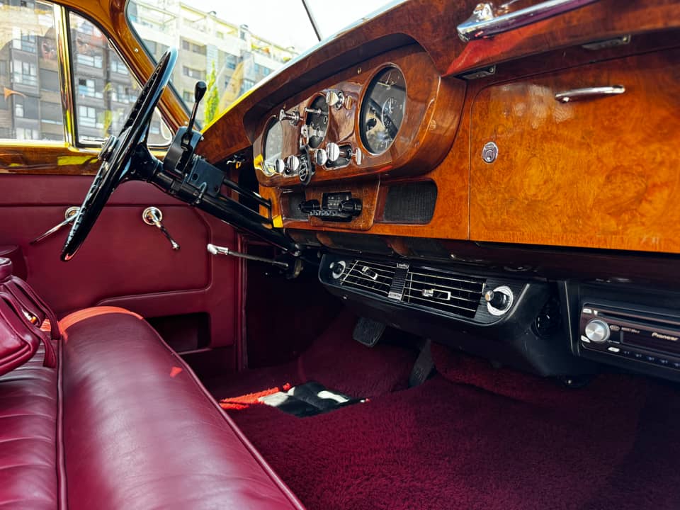 Image 58/81 of Bentley S 1 (1959)