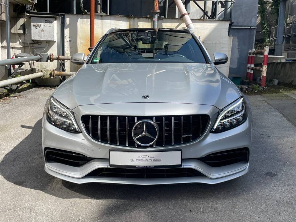 Image 7/26 of Mercedes-Benz C 63 AMG T (2020)