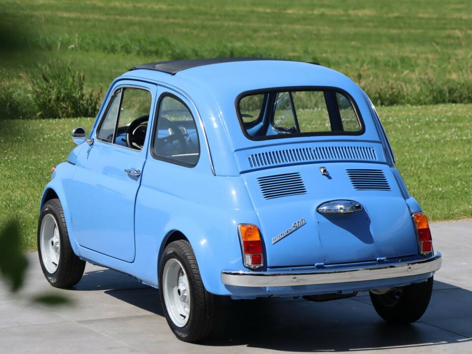 Image 23/50 of FIAT 500 F (1967)