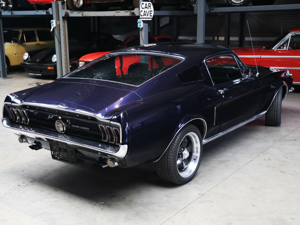 Image 28/57 of Ford Mustang 302 (1968)