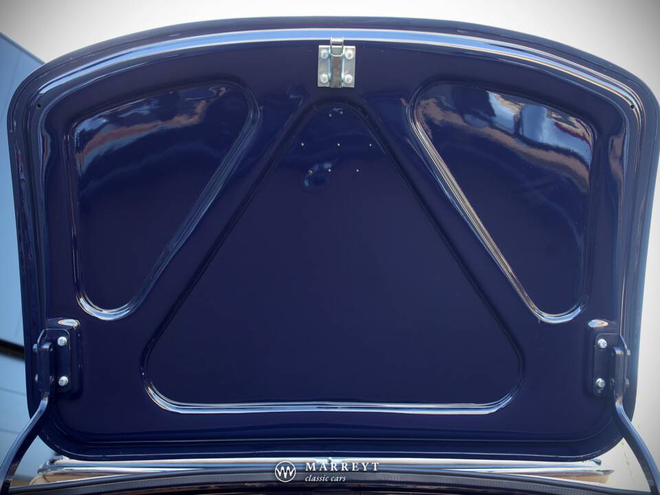 Image 68/80 de Jaguar Type E 4.2 (1966)