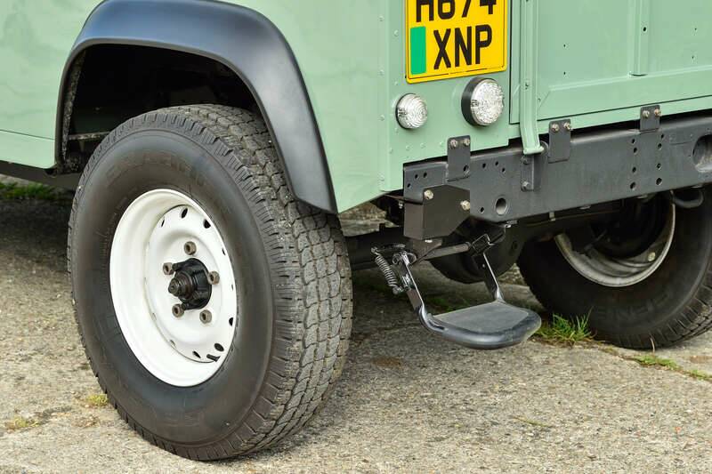 Imagen 12/36 de Land Rover 90 (1990)