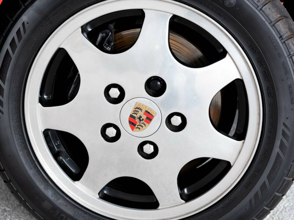 Afbeelding 26/48 van Porsche 911 Carrera 2 (1990)