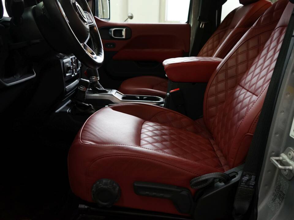 Bild 21/29 von Jeep Wrangler 2.0T Sahara (2020)