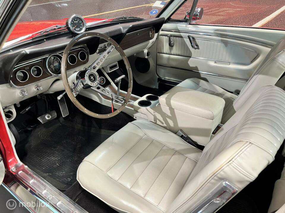 Image 15/34 of Ford Mustang 289 (1966)