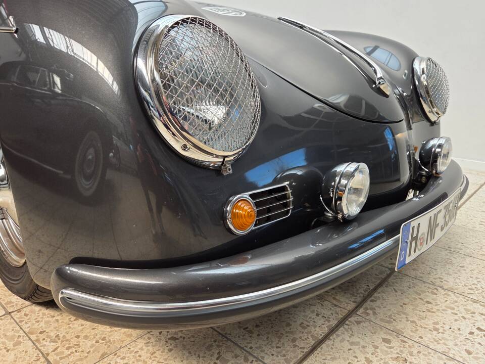 Afbeelding 6/38 van Porsche 356 Carrera Speedster Tribute (1970)