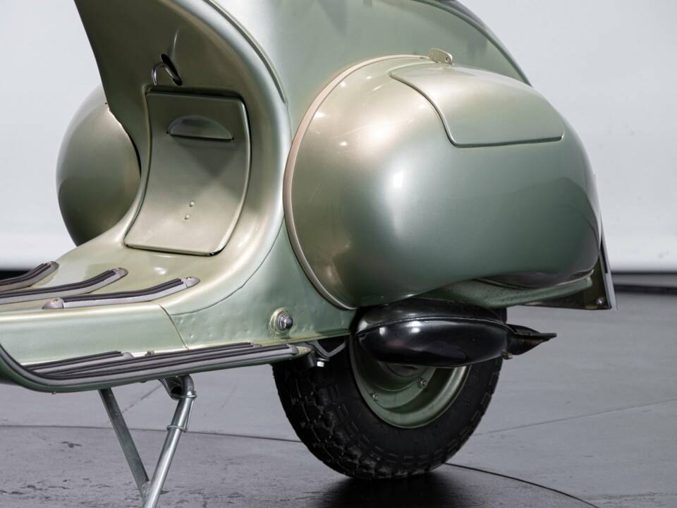 Image 32/50 of Piaggio DUMMY (1951)