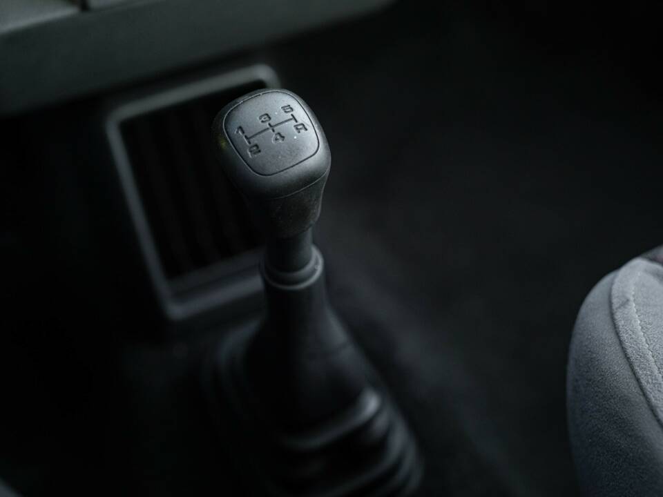 Immagine 46/50 di Rover 100 Cabriolet (1994)