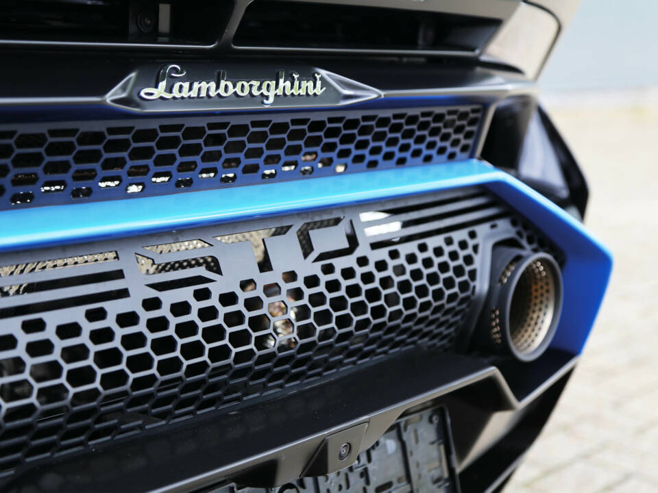 Imagen 44/71 de Lamborghini Huracán STO (2023)