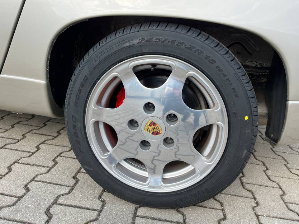 Image 4/17 de Porsche 928 GT (1989)