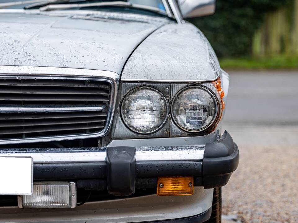 Image 7/31 of Mercedes-Benz 560 SL (1987)