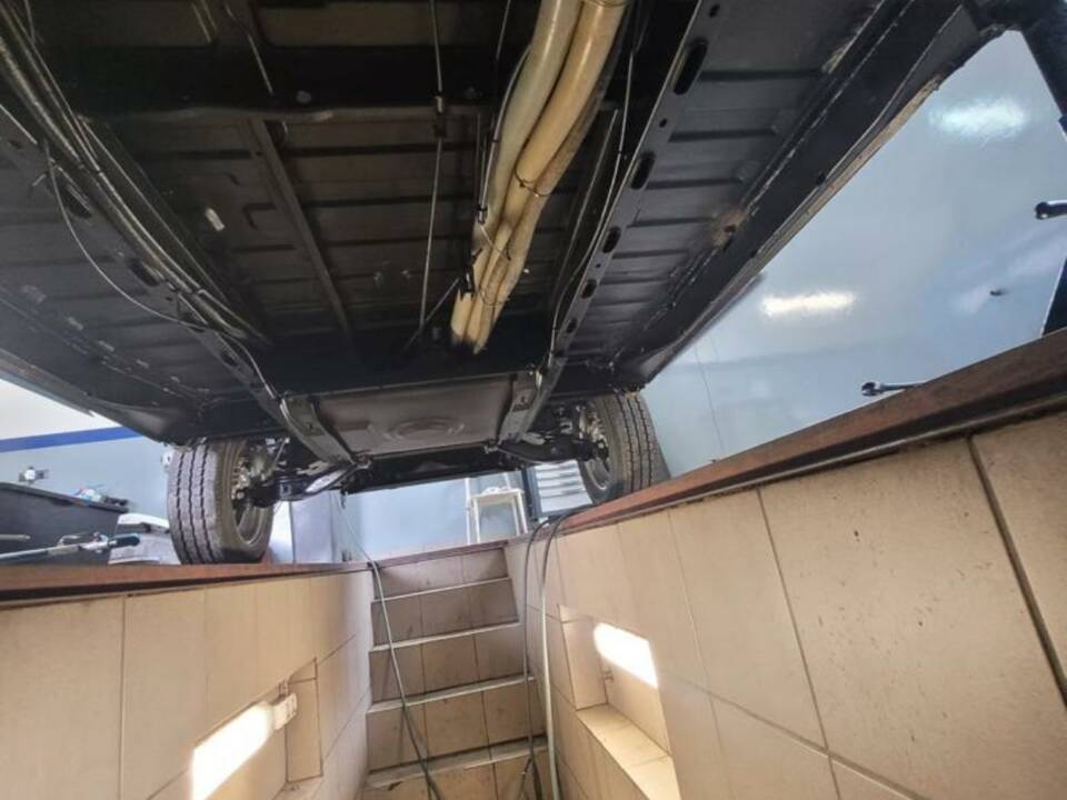 Image 11/14 of Volkswagen T3 Camper 1.6 D (1984)