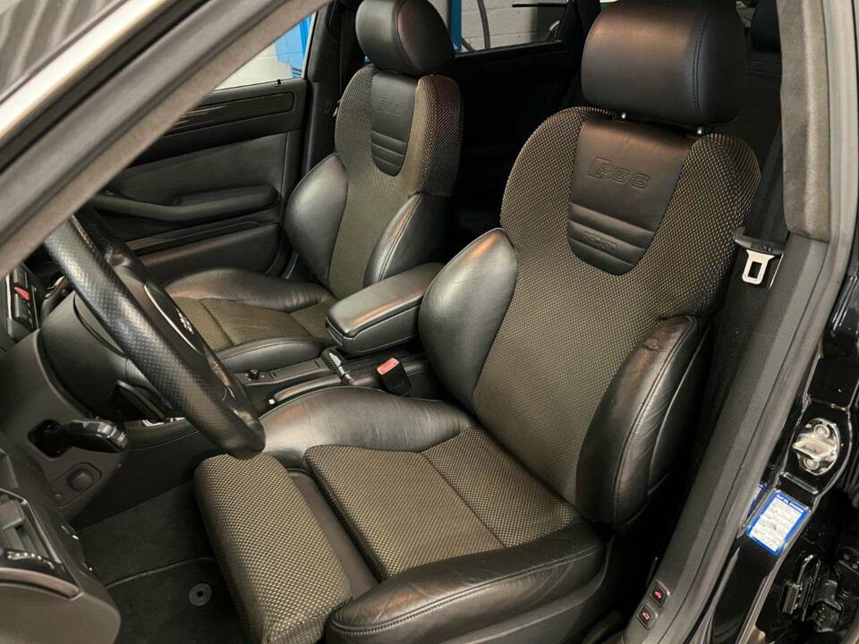 Image 9/17 of Audi RS6 (2004)