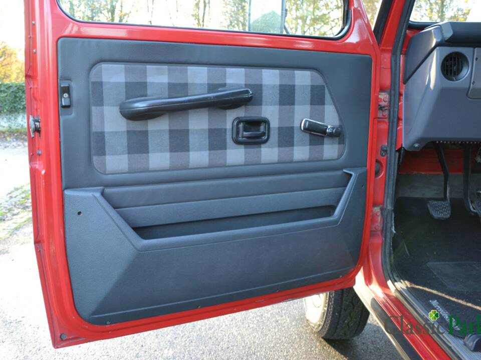 Bild 16/50 von Mercedes-Benz 200 GE (kurz) (1987)