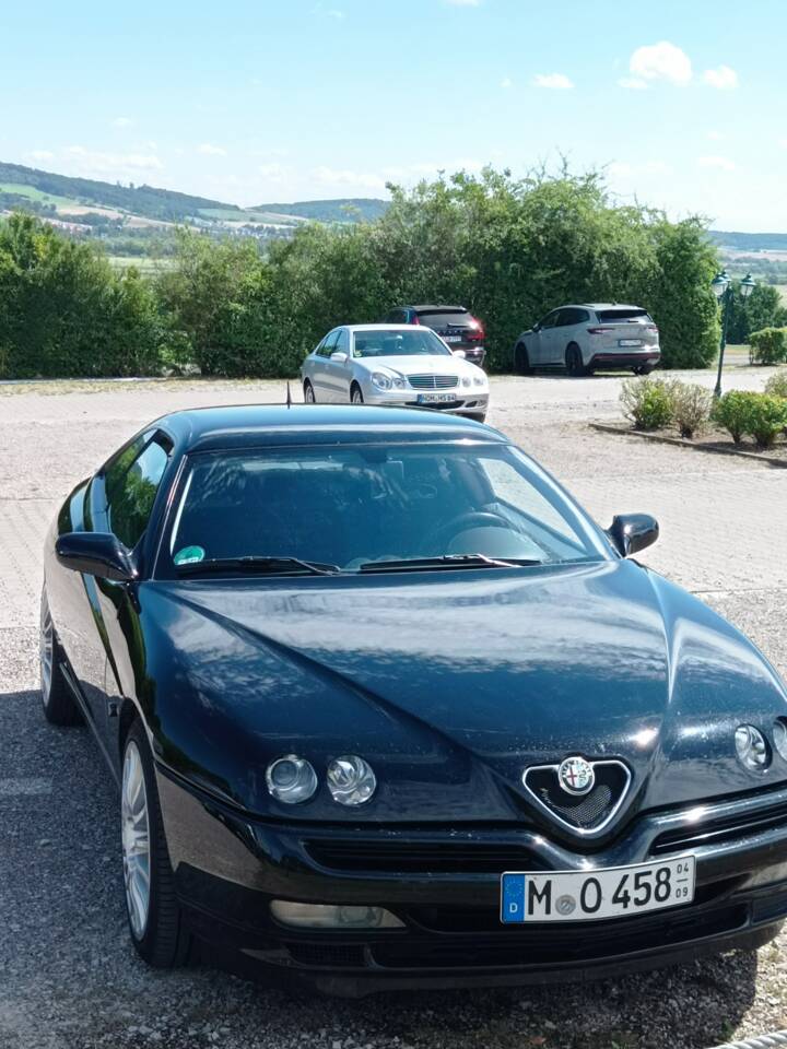 Image 3/50 of Alfa Romeo GTV 3.0 V6 24V (1999)