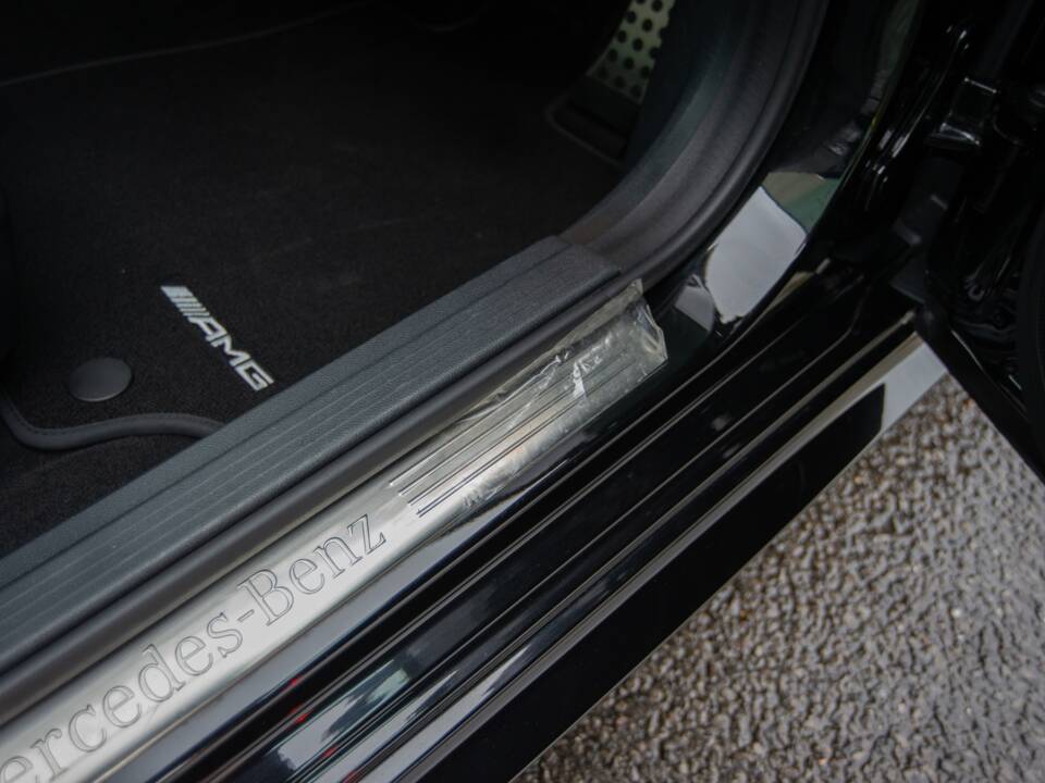 Bild 18/25 von Mercedes-Benz E 500 (2010)