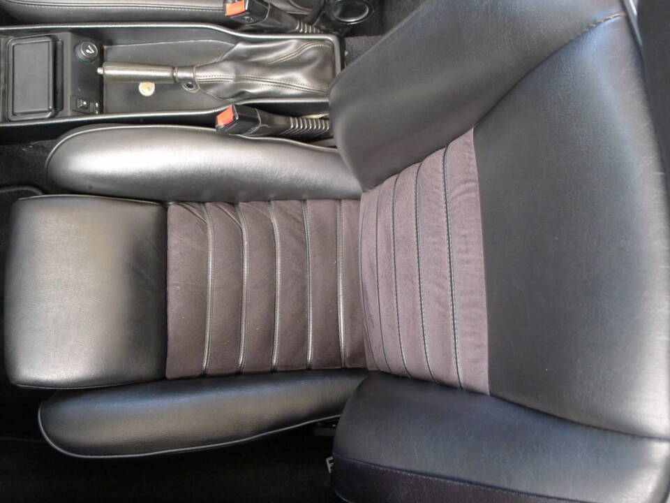 Imagen 20/34 de Alfa Romeo 2.0 Spider (1992)