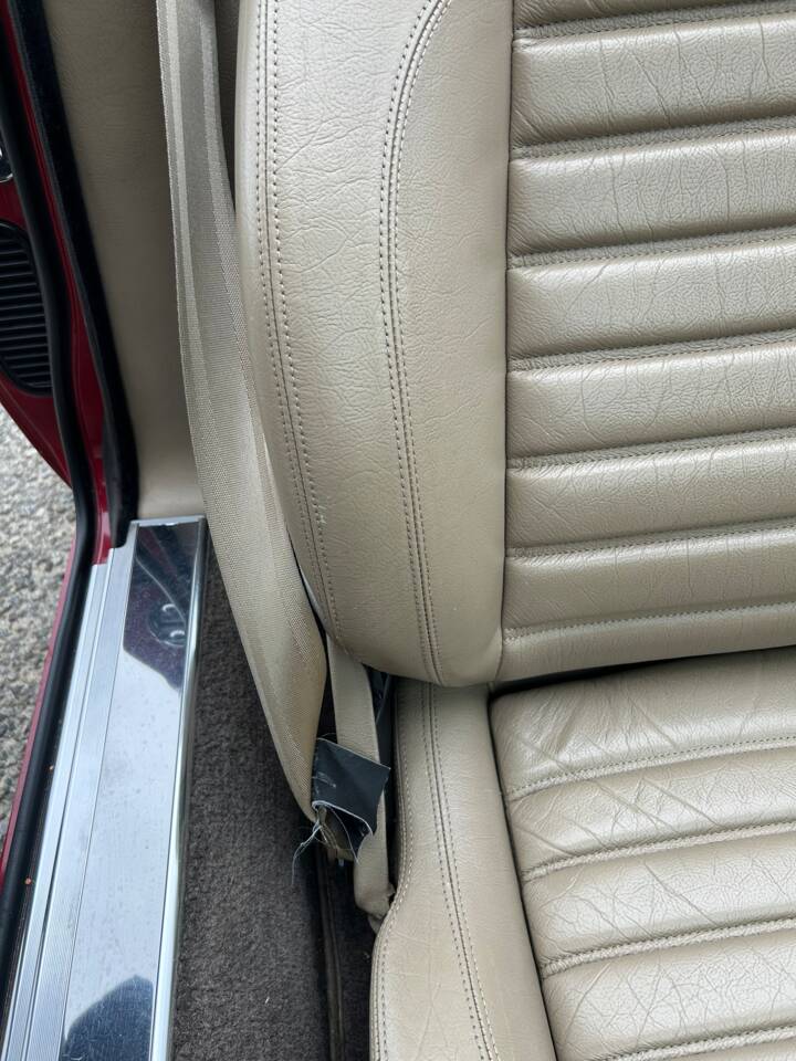 Image 17/40 of Jaguar XJS 5.3 V12 (1991)