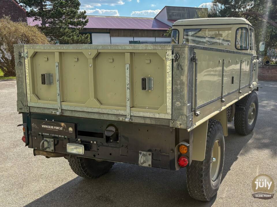 Image 7/10 of Land Rover Forward Control (1968)