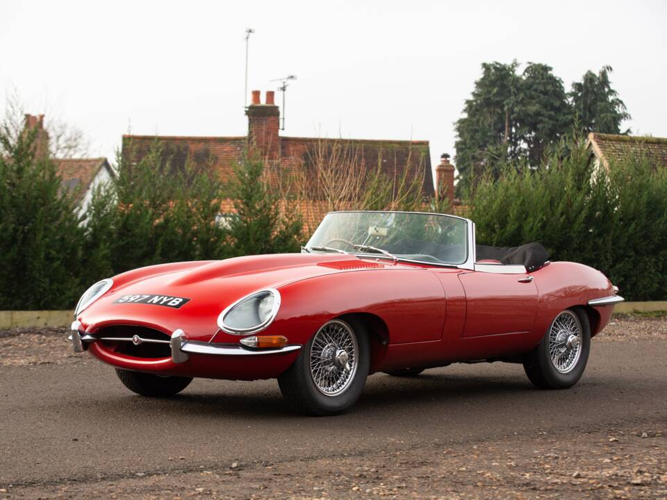 Image 28/50 of Jaguar E-Type 3.8 Flat Floor (1961)