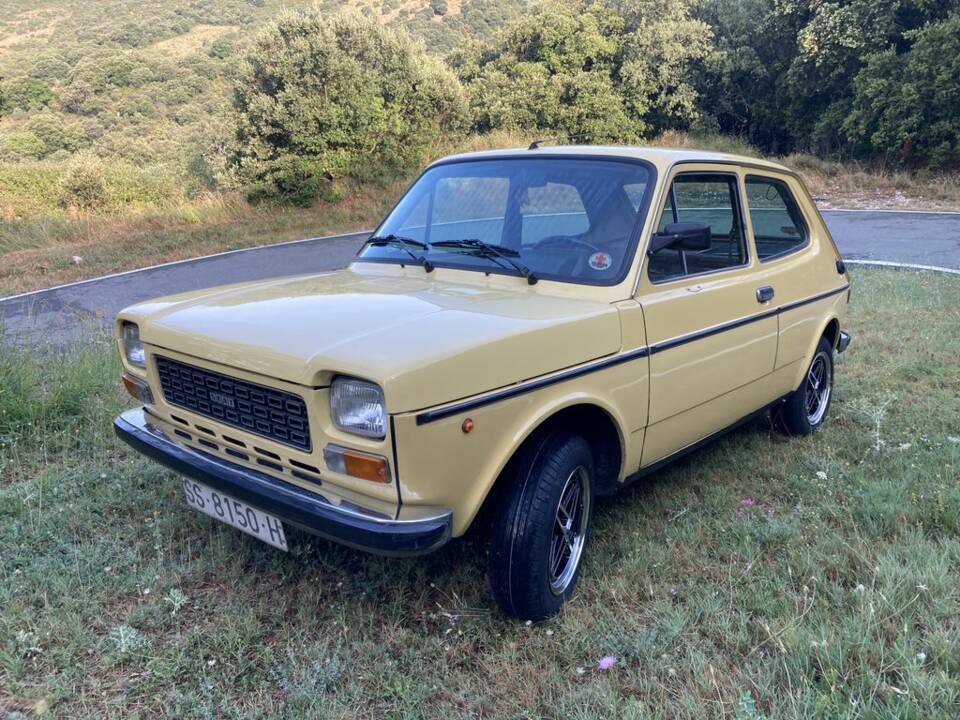 Image 1/8 of SEAT 127 (1976)