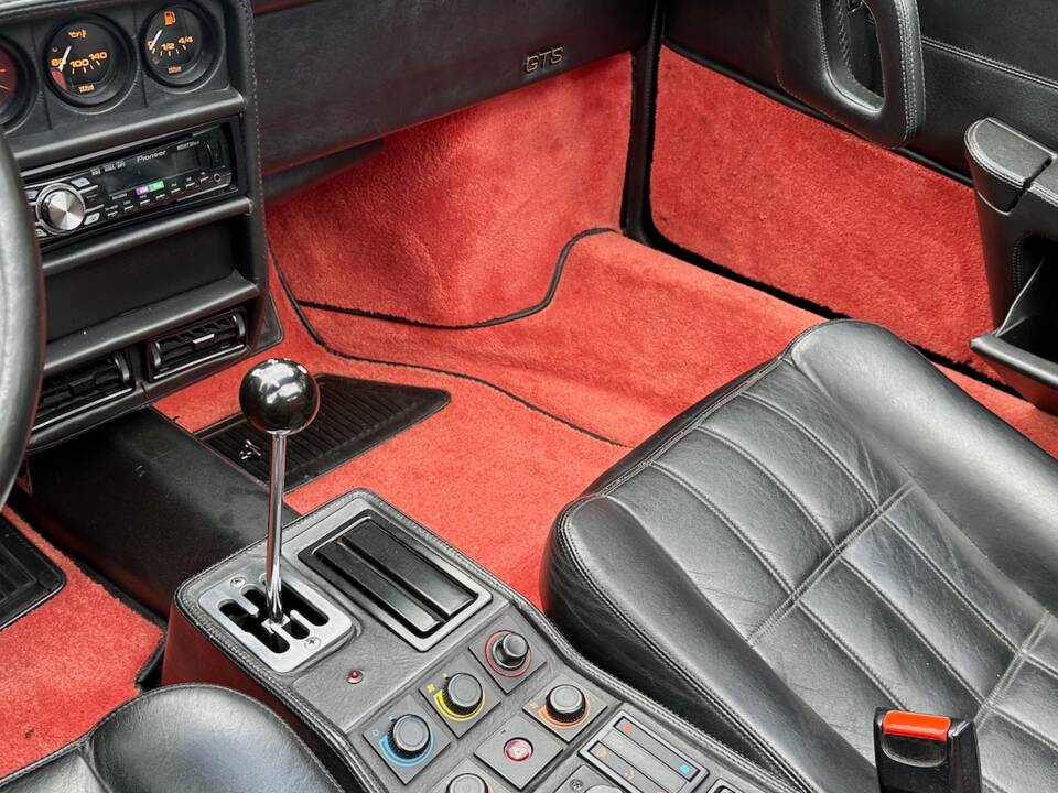 Bild 30/86 von Ferrari 328 GTS (1988)