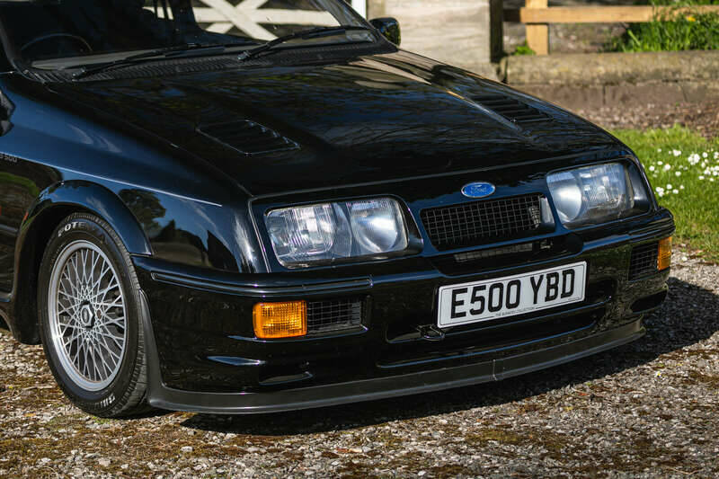 Image 13/38 of Ford Sierra RS 500 Cosworth (1988)