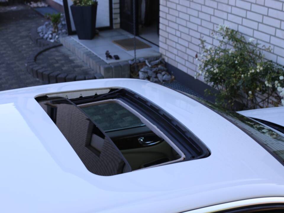 Imagen 51/77 de Jaguar XJ 8 4.2 (2005)