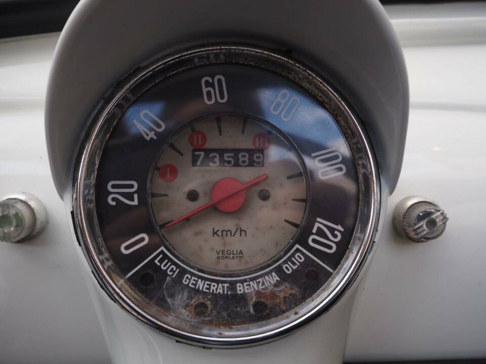 Image 11/50 of FIAT 500 F (1972)
