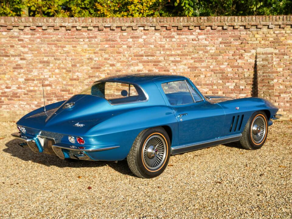 Afbeelding 2/50 van Chevrolet Corvette Sting Ray (1966)