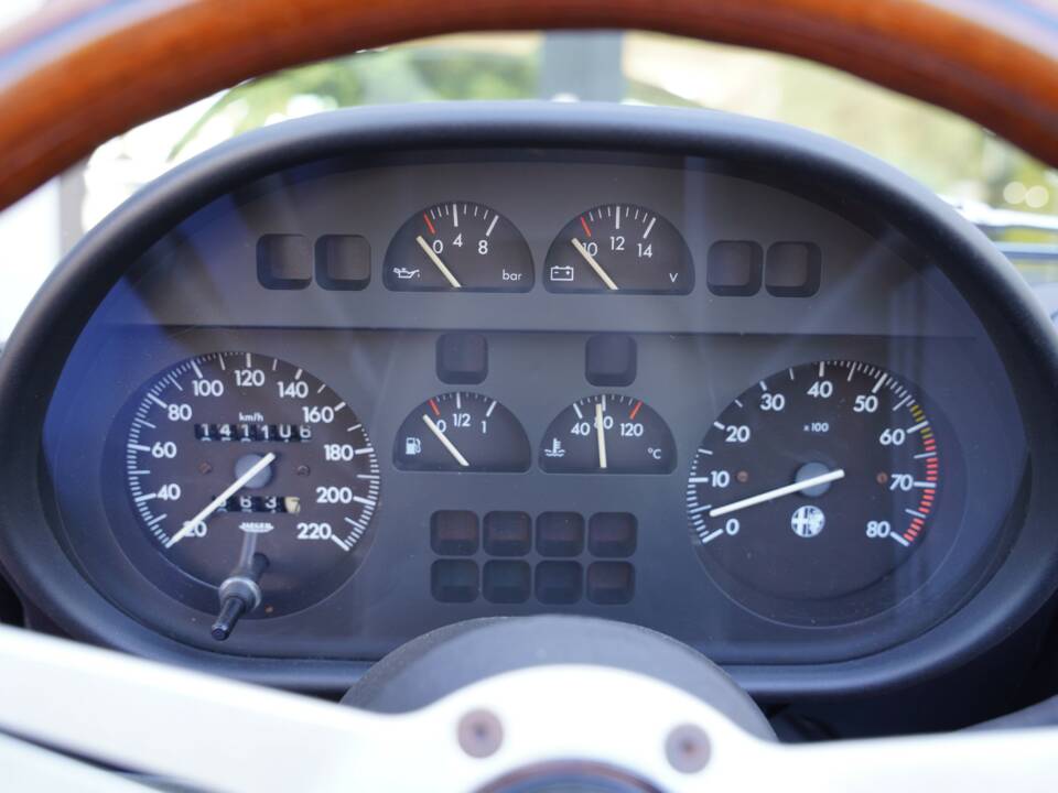 Imagen 48/50 de Alfa Romeo 2.0 Spider (1990)