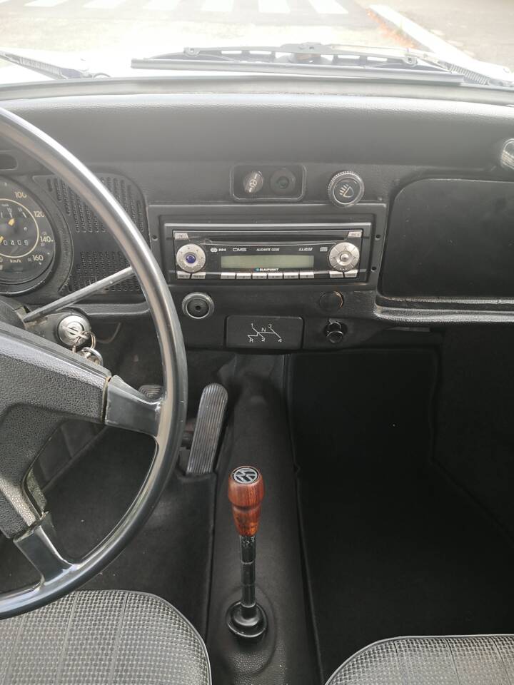 Bild 32/160 von Volkswagen Käfer 1300 (1971)
