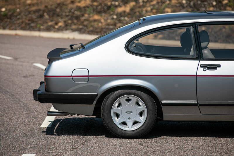 Bild 16/37 von Ford Capri 2,8i (1984)