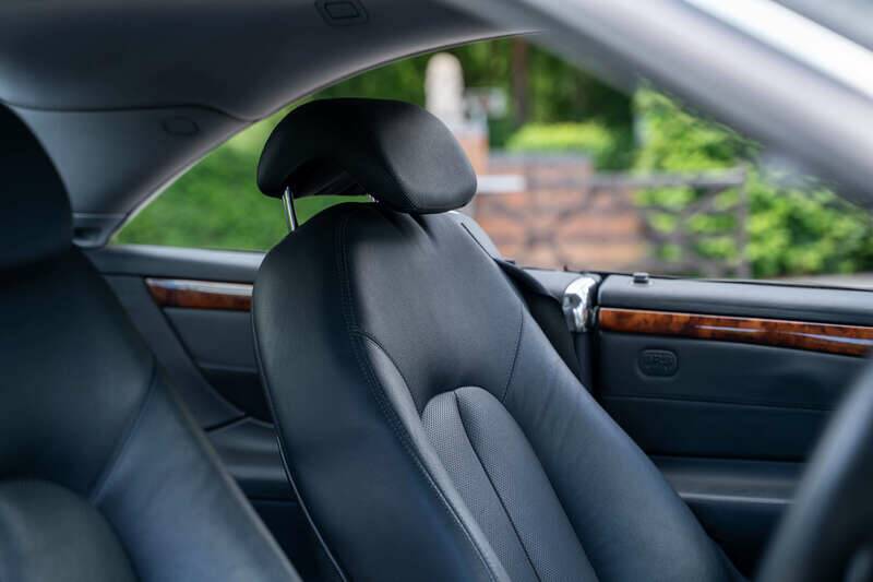 Bild 31/37 von Mercedes-Benz CL 55 AMG (2002)