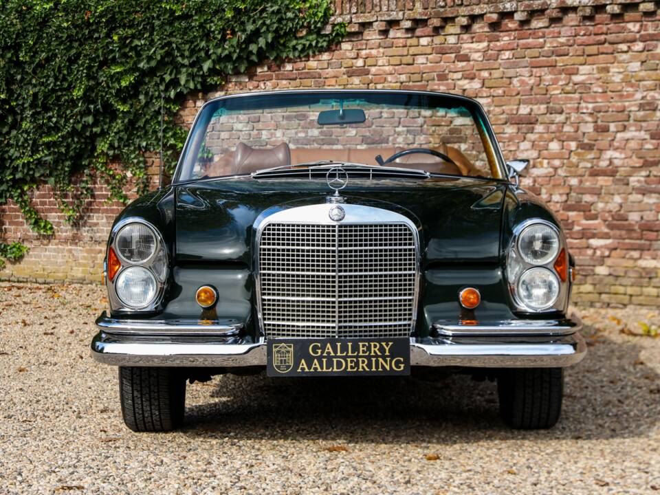 Afbeelding 26/50 van Mercedes-Benz 280 SE (1969)
