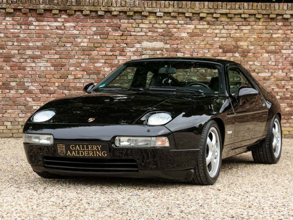 Afbeelding 1/50 van Porsche 928 GTS (1994)