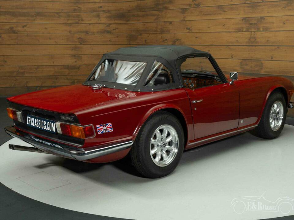 Image 11/19 of Triumph TR 6 (1974)